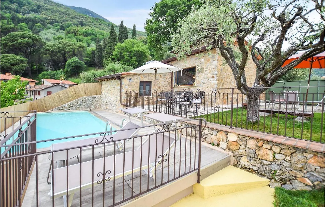 Lovely Home In Greppolungo With House Sea View Camaiore 0*,